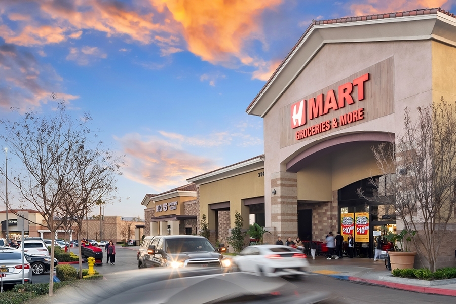 In Southern California, Chino Spectrum Towne Center’s anchors include an H Mart Asian grocery store. (CoStar)

