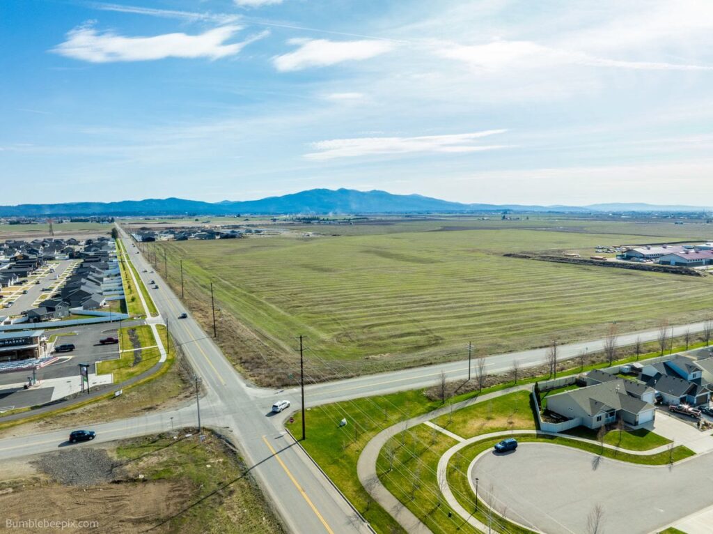 Major Corner Development Parcel in Rathdrum