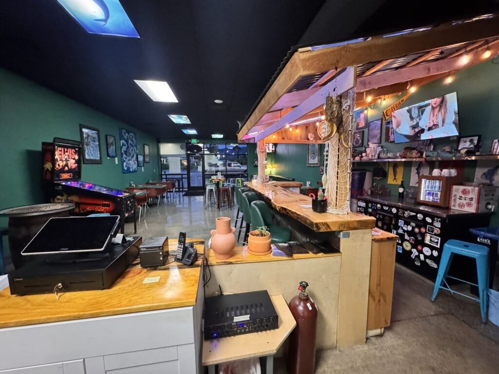 Fish On: Turnkey Restaurant with Liquor License
