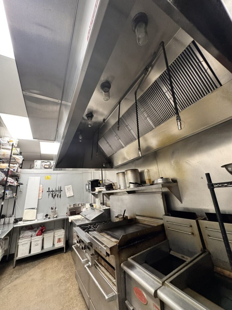 Fish On: Turnkey Restaurant with Liquor License